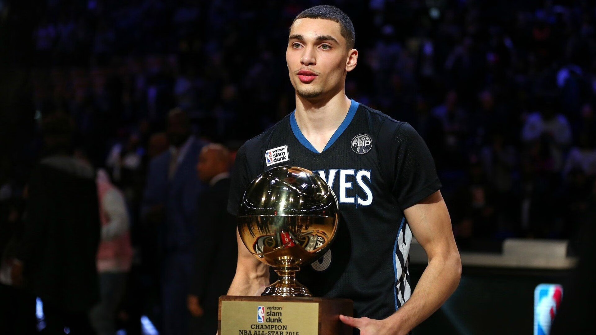 爱游戏体育官网-贝尔哈德·福特：全黑队的“防守巨星”，让对方攻势无从突破